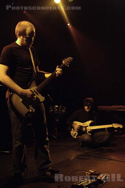 EXPLOSIONS IN THE SKY - 2007-02-27 - PARIS - Trabendo